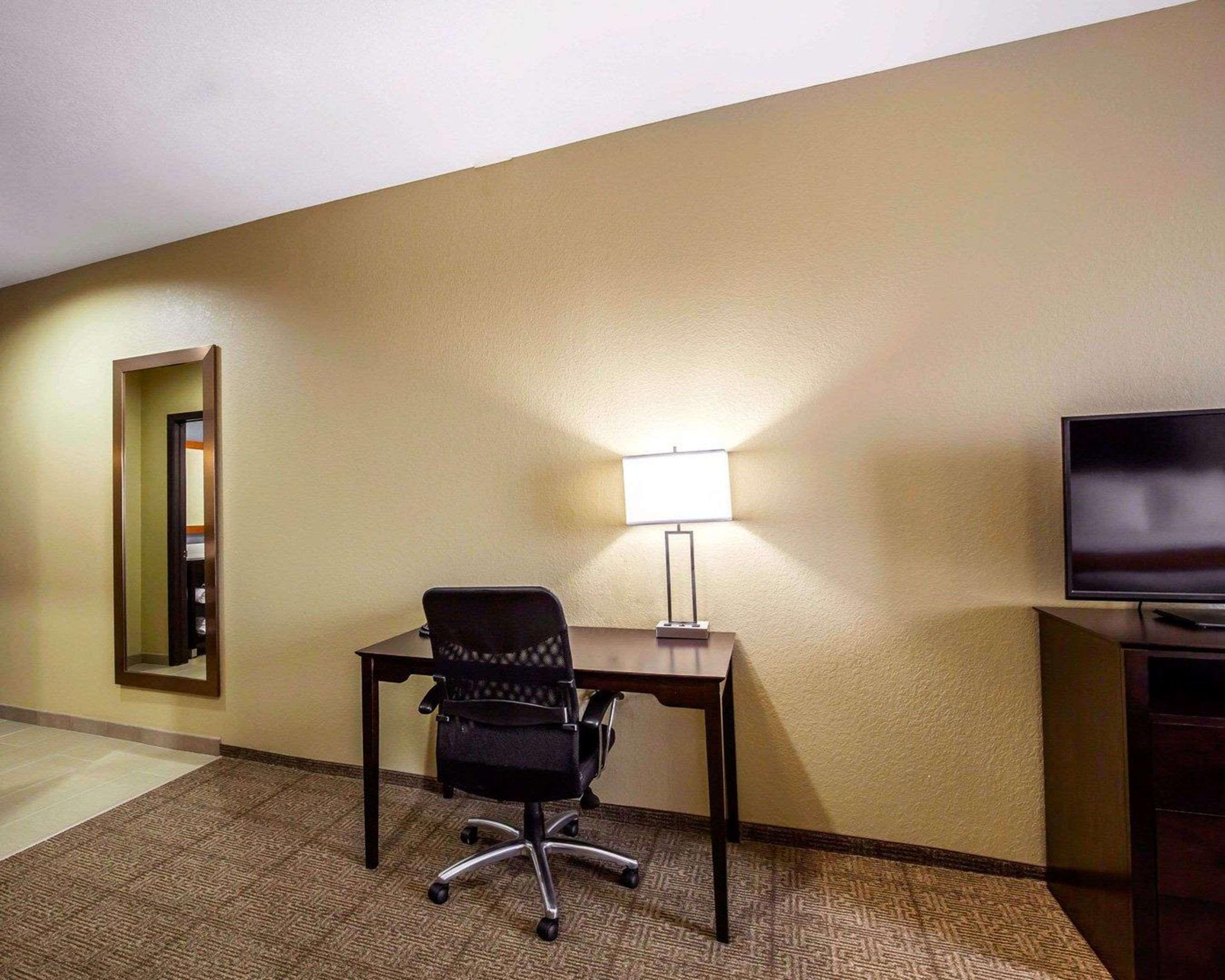 Comfort Suites Northwest - Cy - Fair Cypress Exterior photo