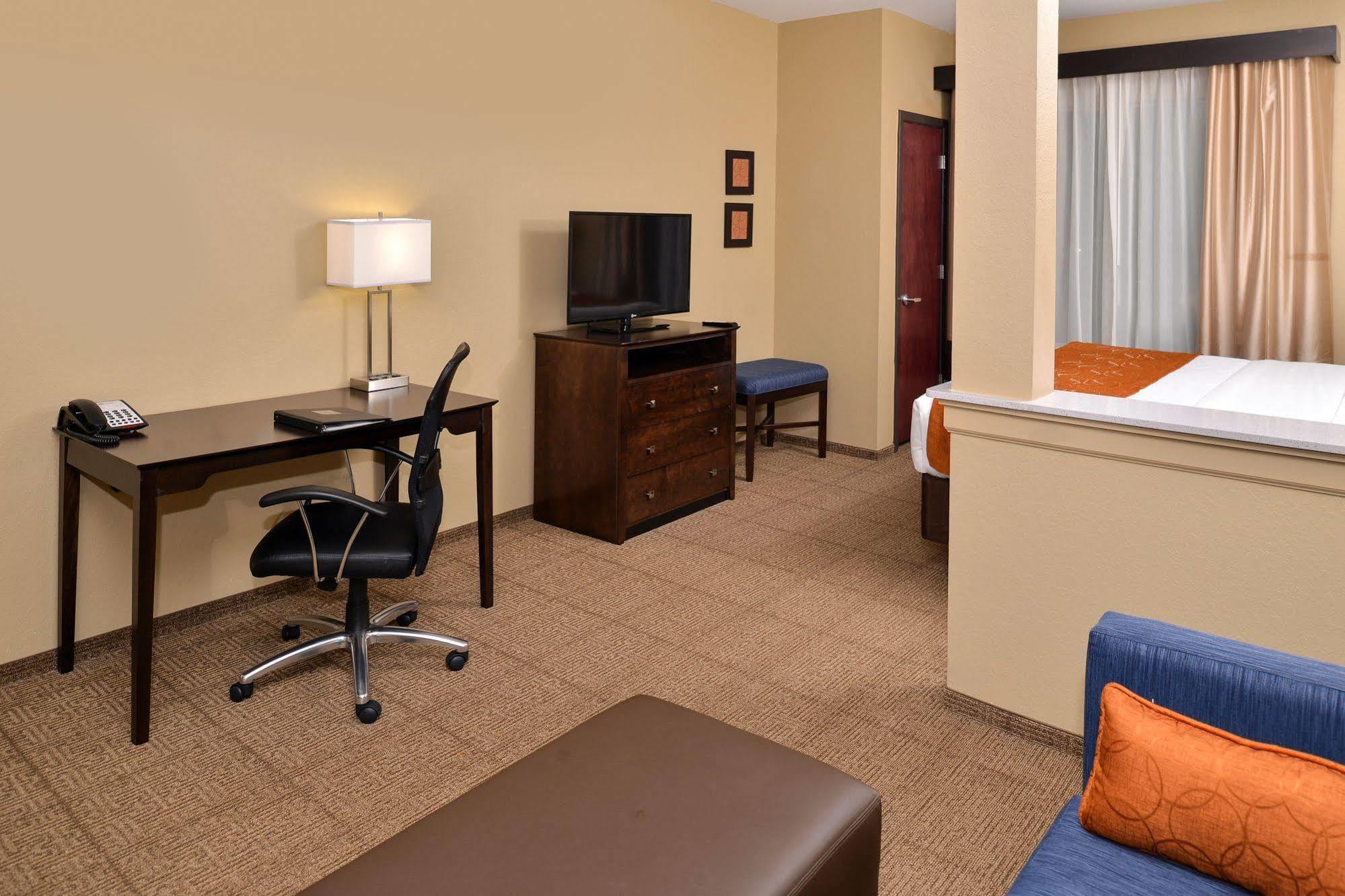 Comfort Suites Northwest - Cy - Fair Cypress Exterior photo